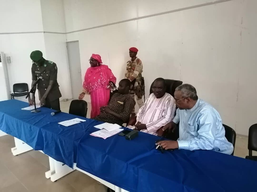 halciaNiger's tweet photo. Les équipes de la HALCIA à Niamey et en régions à la rencontre des jurys pour la sensibilisation avec comme objectif un BAC propre pour la session 2019-2020 https://t.co/RUkhdKj3a3