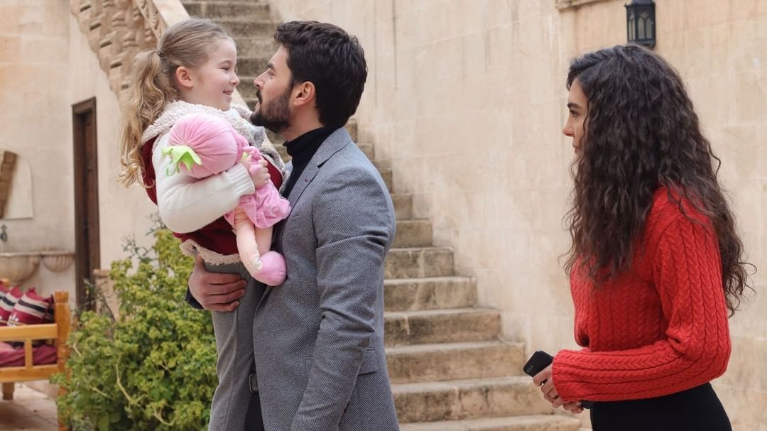 kdjfbnbc's tweet photo. Feliz día del niño ♥️ a todos y a todas para ser niño no hay edad
#Hercai #ReyMir #Miran #Reyyan #AkınAkınözü #EbruŞahin https://t.co/Lo9wjgAAl0