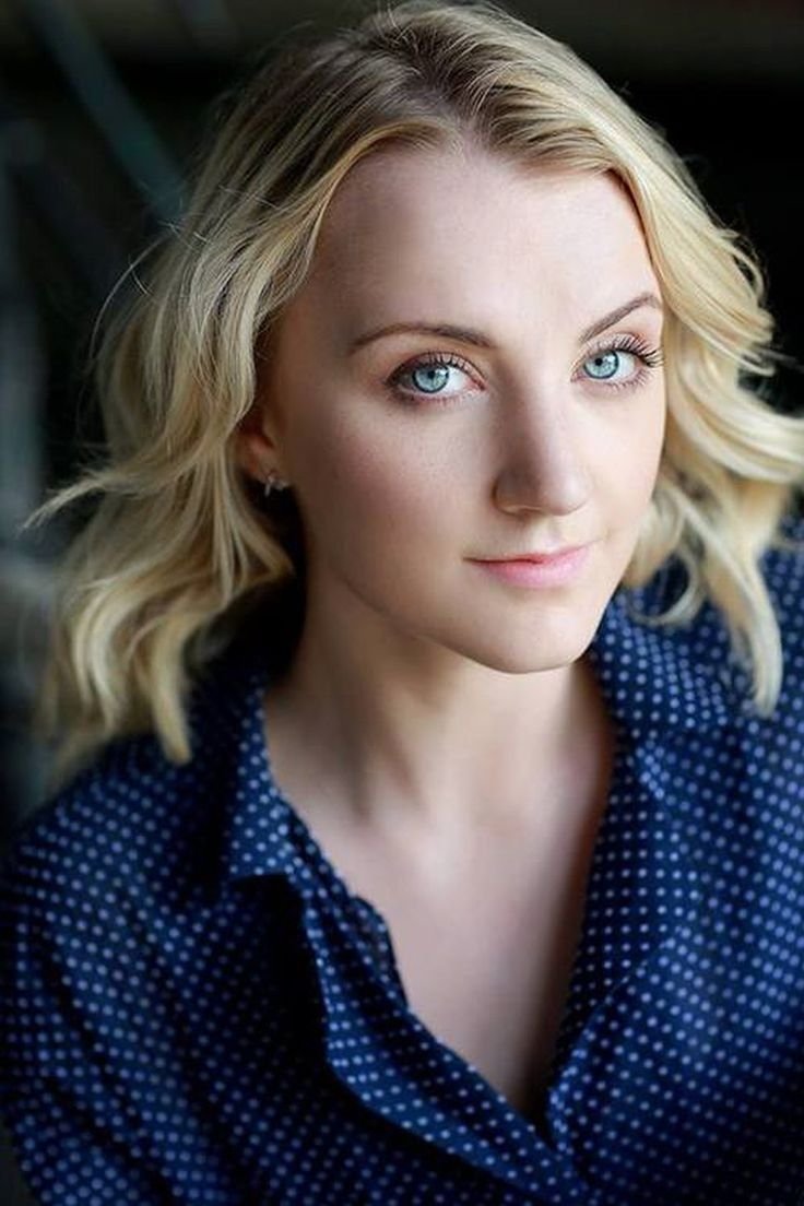 Happy Birthday, Evanna Lynch. 