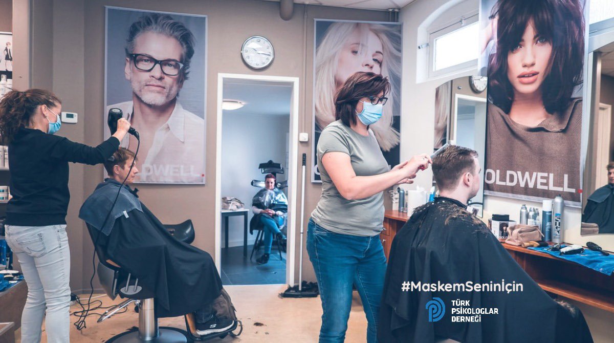 #COVID19'la mücadelede #MaskemSeninİçin. Sağlık emekçilerinin normal hayatlarına dönmeleri, öğrencilerimize kavuşmak, büyüklerimizi korumak ve küçük/orta ölçekli işletmeleri hayatta tutabilmek için mücadeleye devam etmeliyiz. #MaskemSenin için Türkiye. 😷