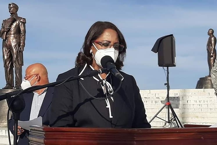 AnaDFiguereo's tweet photo. Es un gran honor seguir reafirmando nuestro compromiso con la patria, al honrar desde el Monumento a los Héroes de la Restauración, a los próceres que con determinación y entrega lucharon, para entregarnos una República Dominicana, libre y soberana.

#QueVivaRD
#RestauraciónRD https://t.co/gq1LKh1AQb