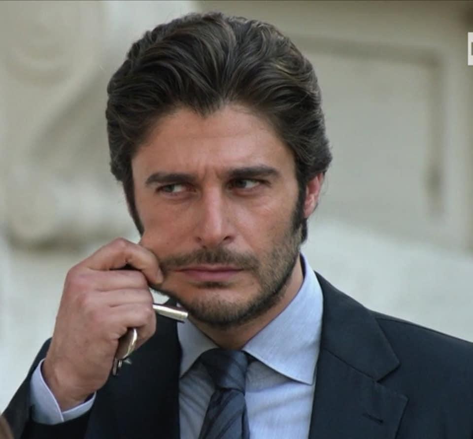 TayKinneyfan's tweet photo. #nondirloalmiocapo2 appuntamento alle 21.10 https://t.co/SX66hITBjW