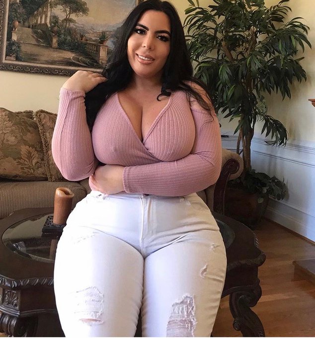 Happy Sunday 😘 https://t.co/XSRgXA0isx