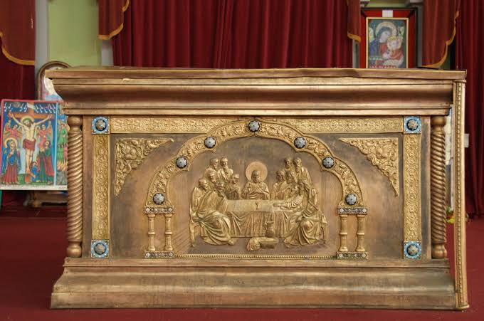Church of Our Lady Mary of Zion Axum Ethiopia, houses the Ark of the Covenant, bears a design similar to that of Eastern Orthodox churches in Europe. Its most recent building, reconstructed in the 1950s, has a dome similar to the Hagia Sophia in Istanbul.It is heavily guarded.