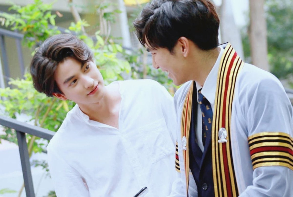 A thread where  #MewGulf become more in love the more you scroll down 