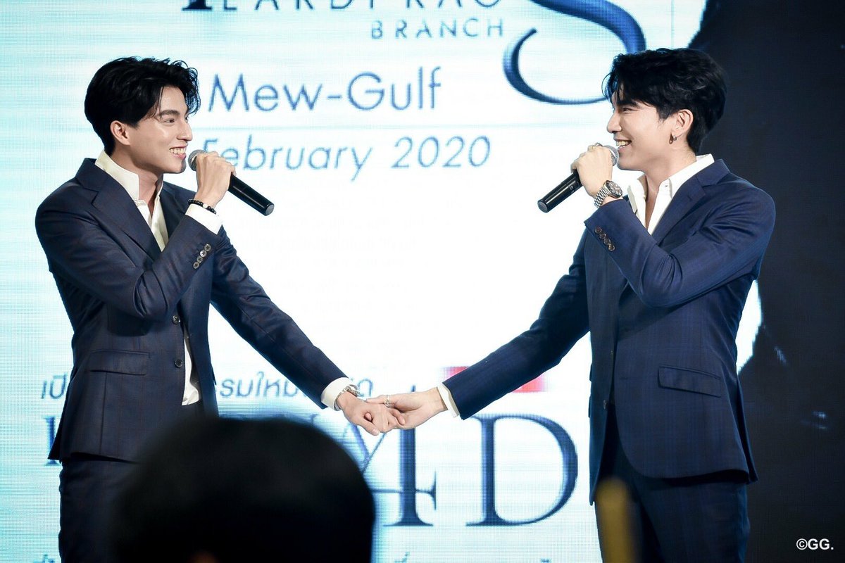 A thread where  #MewGulf become more in love the more you scroll down 