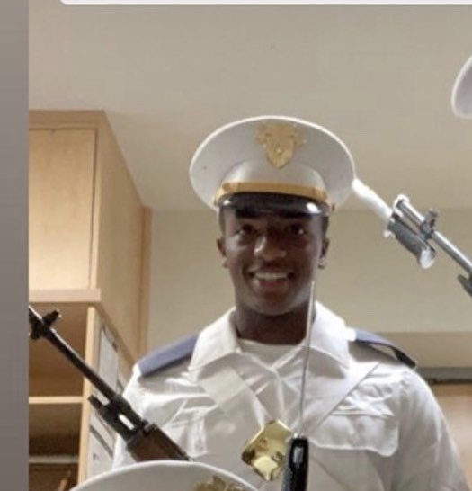 Westside_Bball's tweet photo. These 3 alumni making us proud! @TrayeCarson is officially a West Point Cadet &amp; will be playing pg for them this yr,@frostybucketz1 brings his college degree back to where he grew up &amp; @Cade2Odarius is transferring to play b-ball at Community Christian College up in Spartanburg! https://t.co/Xe8tkZnDaI