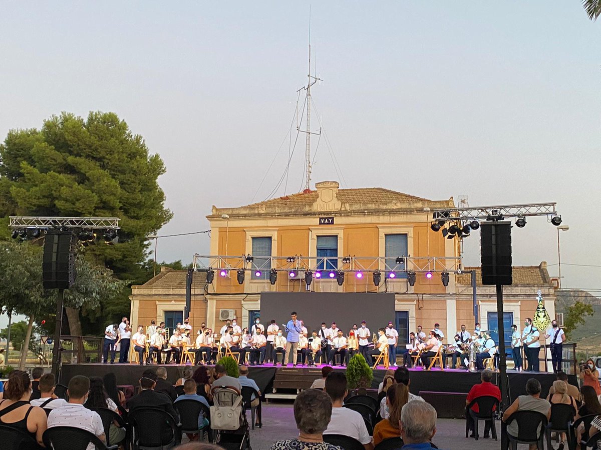 Gracias Jumilla!! 💙🤍💙🤍