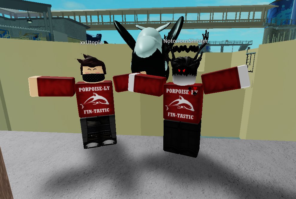 SeaWorldRoblox's tweet photo. Keet met our special guests after today's show! https://t.co/oVQp64KFgG