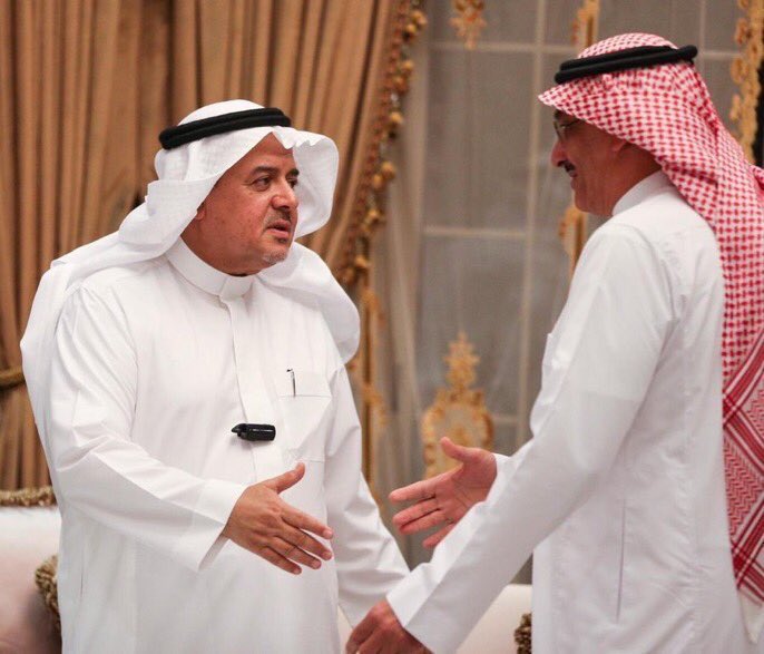 Royal____1's tweet photo. كل جماهير الاهلي يتفقون على تعيين 
الاستاذ طارق كيال ،
يملك الخبرة الكروية والادارية وكاريزما قوية
ويكون همزة وصل بين الادارة والاعبين ، وهذا هو المطلوب في الوقت الحالي ماذا تنتظرون،
اذا فات الفوت ماينفع الصوت ..
،
#الاهلي
@amouminah1 
@tarikakayal
، https://t.co/JAbiJnQ3of