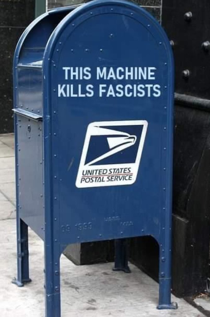 YvonneNYC's tweet image. #USPSprotests #USPS2020VOTE