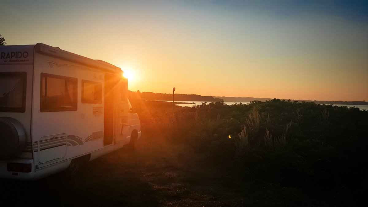 pegcb_de's tweet photo. 🇱🇷[Advertisement]
I am simply speechless and very happy. Life is just wonderful and nature gives us such beautiful moments. Do you know this feeling?
▫ 
#camper #camperlife #camping #rv #recreationalvehicle #caravanlife #caravan #caravanliving #vanlife #vanlifeger▫ https://t.co/Uy44VcsfCp