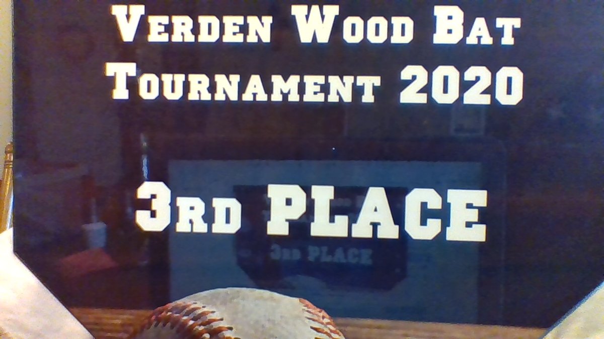 GoDukeTigers's tweet photo. Tiger Baseball with some hardware to open the school year!
#DukeTigerBaseball #DukeTigerDNA #COVID19GoAway #okpreps https://t.co/ubeBrP27I6