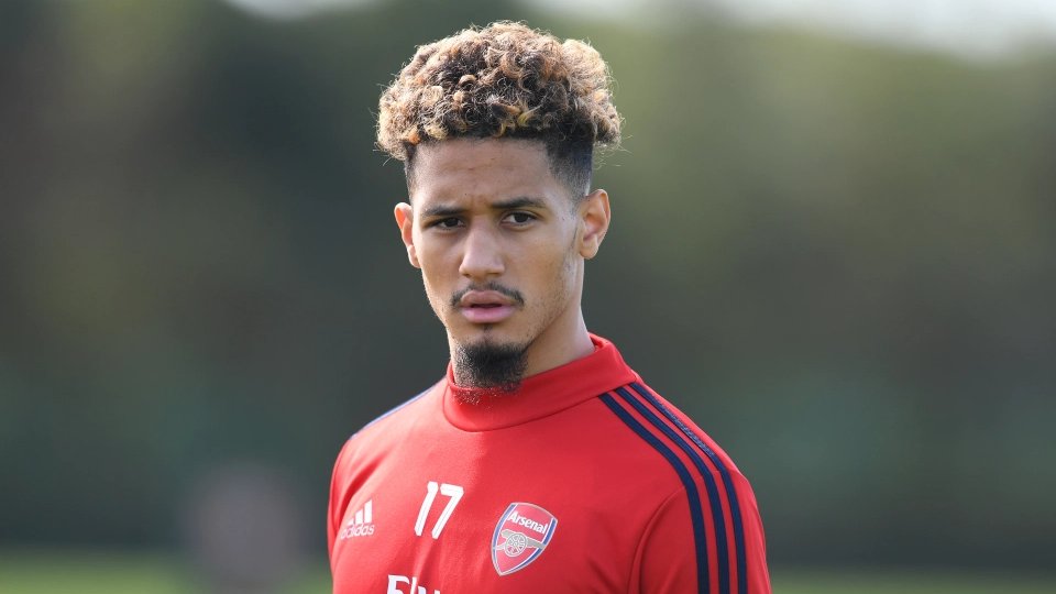 Which 4.5 defenders should you go with? (Thread) A position and price point with many intriguing options is the 4.5 DEFs. Many will own 2, 3 or even 4. Fixtures is obviously a big part that we can’t take into account yet, but here are my favourite options 