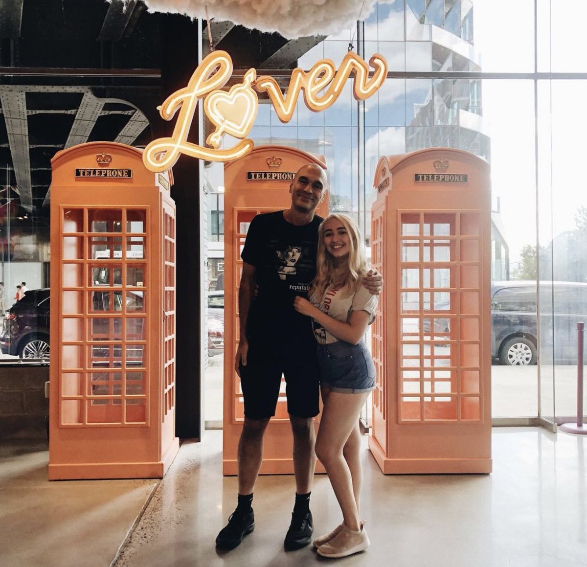 more of us at the pop up last year to celebrate  #OneYearOfLover !!!  @taylornation13  @taylorswift13