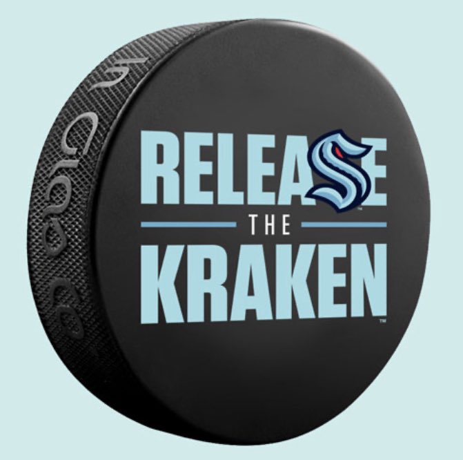 The32Krew's tweet photo. GIVEAWAY TIME
1.Follow @krakencrew_
2.Retweet post
3.Tag 3 friends 
4.North American residents only
5.Entries go for 72 hours
6.Winner has 24hrs to pick hat or tee
7.Make donation to @YouthCareSEA (even $1) for one bonus entry. You’ll win hat or tee + puck (DM screenshot) https://t.co/l0JliAPPsO