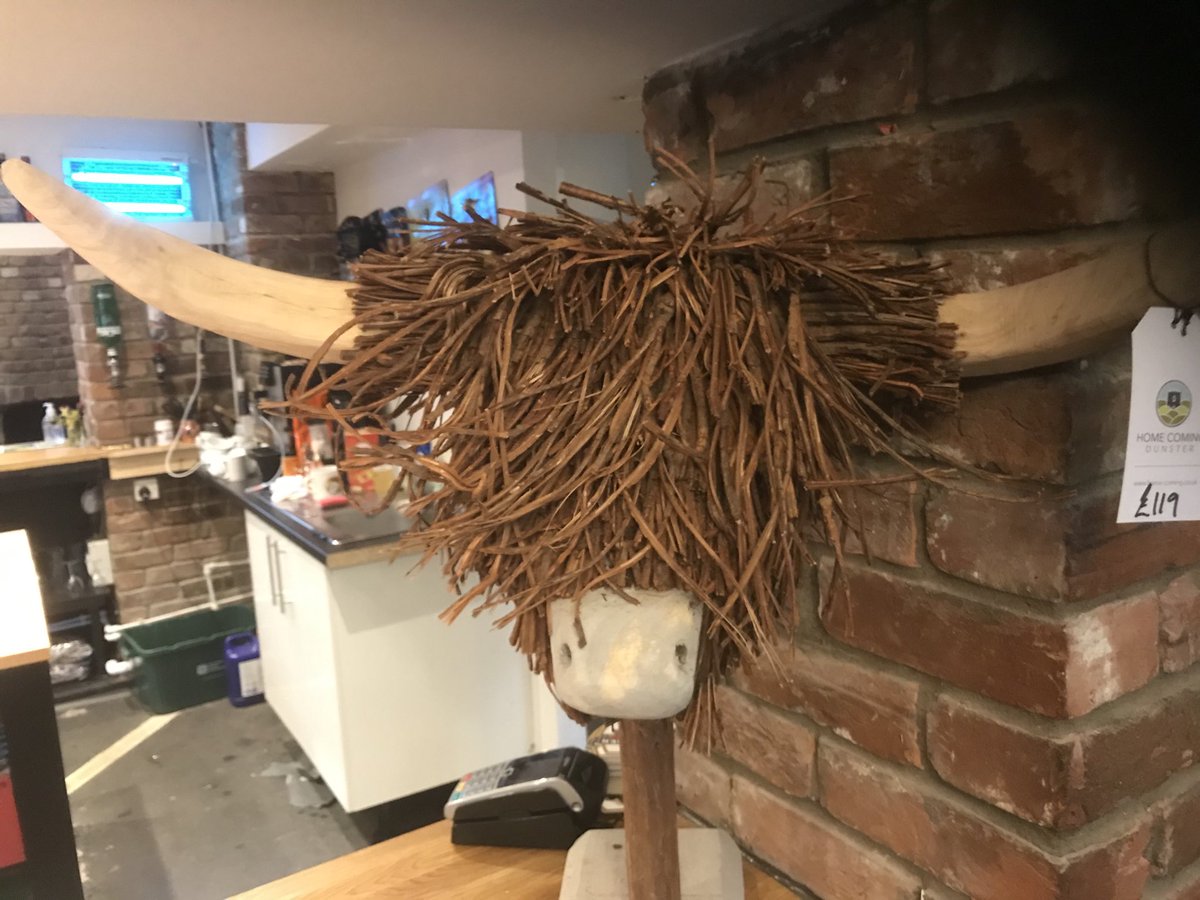 alistairbuster's tweet photo. and ✅we’re back next door 😎 - 🍺👍🏼 - met “old” & new neighbours #WatchfieldInn + a surprise I was not expecting👇🏼 https://t.co/KWIq4pGhcG