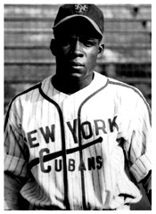 Minnie MiñosoKnown as "The Cuban Comet," Miñoso is known as one of the greatest White Sox players ever. Miñoso was an outstanding player with great longevity. He last played in MLB in 1980, at the age of 55. He was even playing as late as 2003 with the St. Paul Saints.