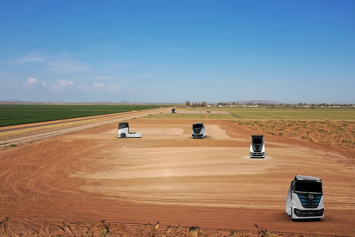 In case you were wondering where those 5 promised Nikola Tre trucks are parked. They just came off the assembly line in Ulm, Germany and were flown over to Coolidge, AZ. $nkla #NikolaTre

Photo by: @field_niko