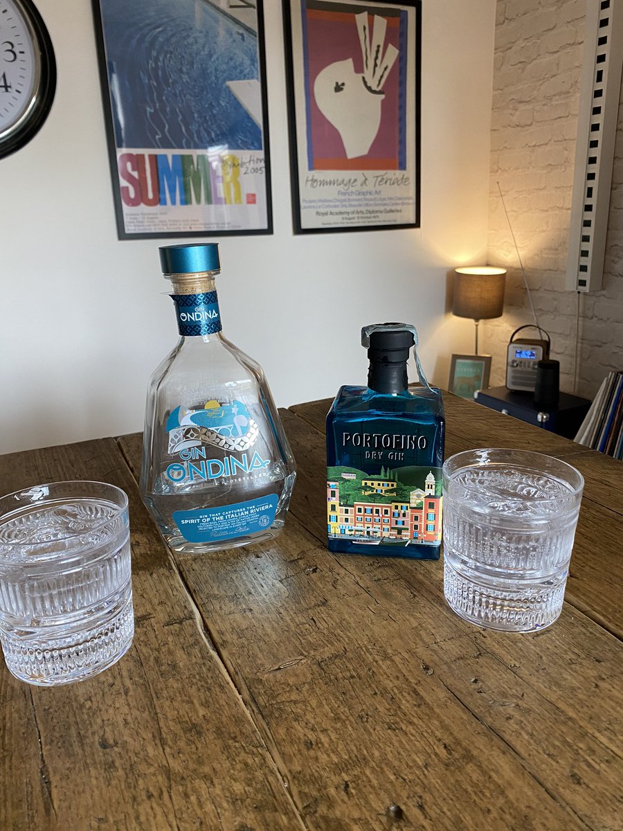 smallestginclub's tweet photo. #PrestonLockdown continues so this evening @smallestginclub has gone full on #KitchenRestaurant #ItalianTrattoria @campari #GinOdina https://t.co/Mv5UitBjIw homemade @jamieoliver #tagliatelle #pizzadough table @marshmillint @BoothsCountry 🍷 🇮🇹 https://t.co/qPdHNZhCer