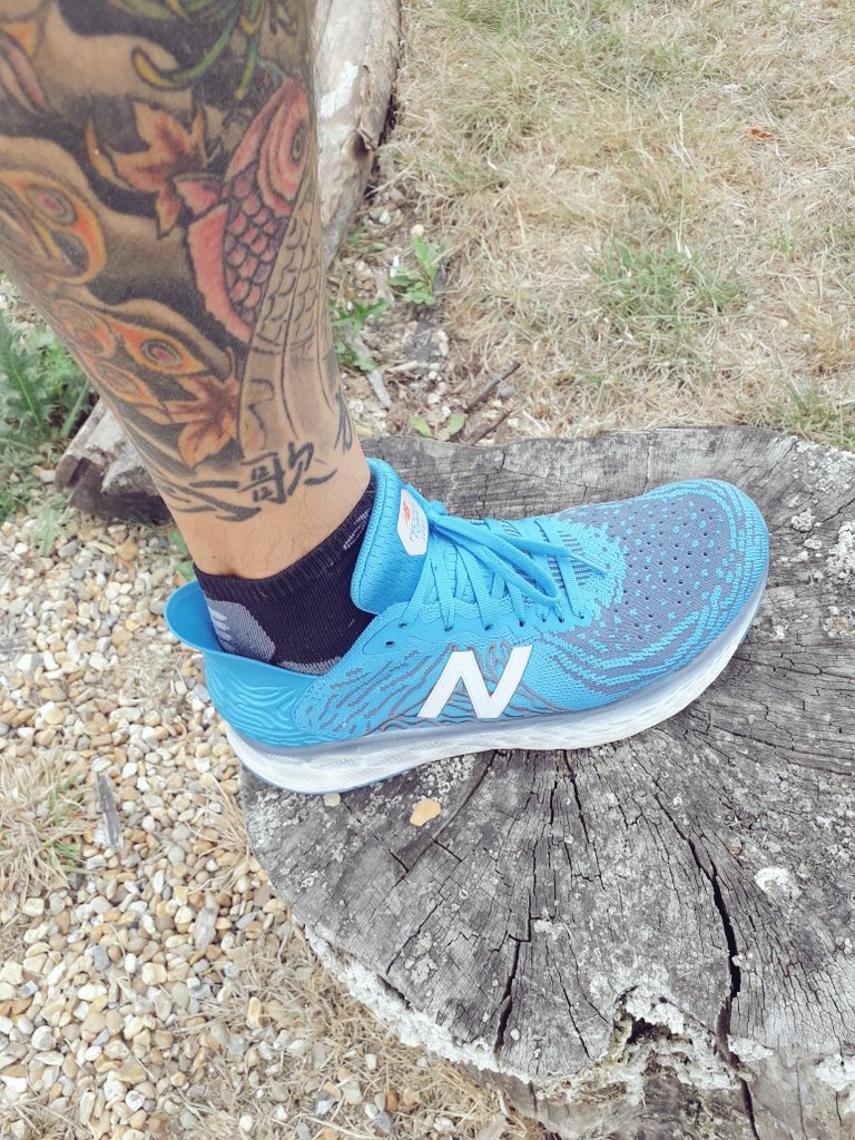 Such a great feeling taking the first strides in a pair of <a href="/NewBalanceUK/">New Balance UK</a> 1080s 👌🏼
Thanks <a href="/TheJogShop1/">The Jog Shop</a> for the quality service &amp; keeping running real 👍🏼🏃‍♂️
#FreshFoam #NB #FreshFeet #BrightonRunning #ShopLocal
#OnePaceKev