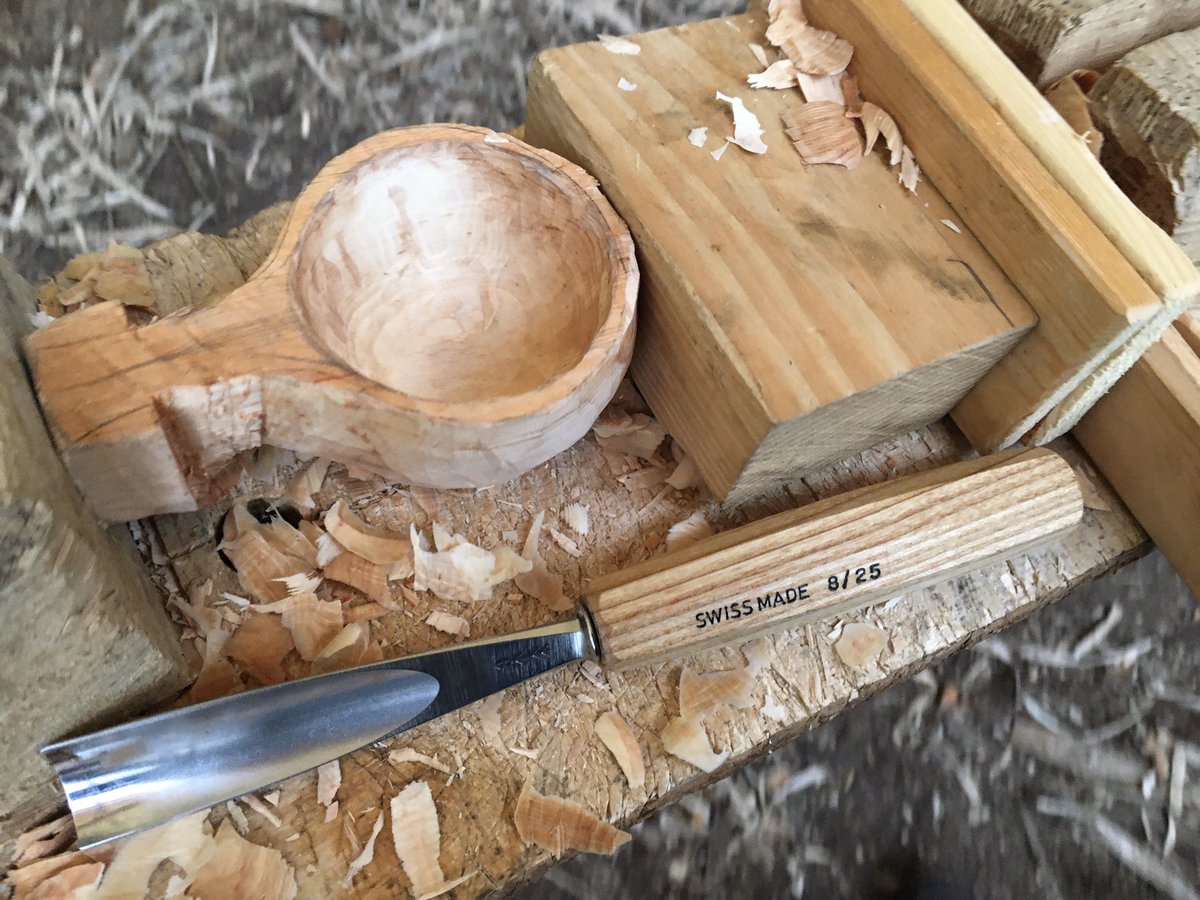 today was an all day course so plenty of time to take your time and take on board those little nuggets of wisdom from  @adamson_craft himself.. we all start out with the same general template but throughout the day each  #Kuksa takes its own shape..  #woodcarving  #wellbeing