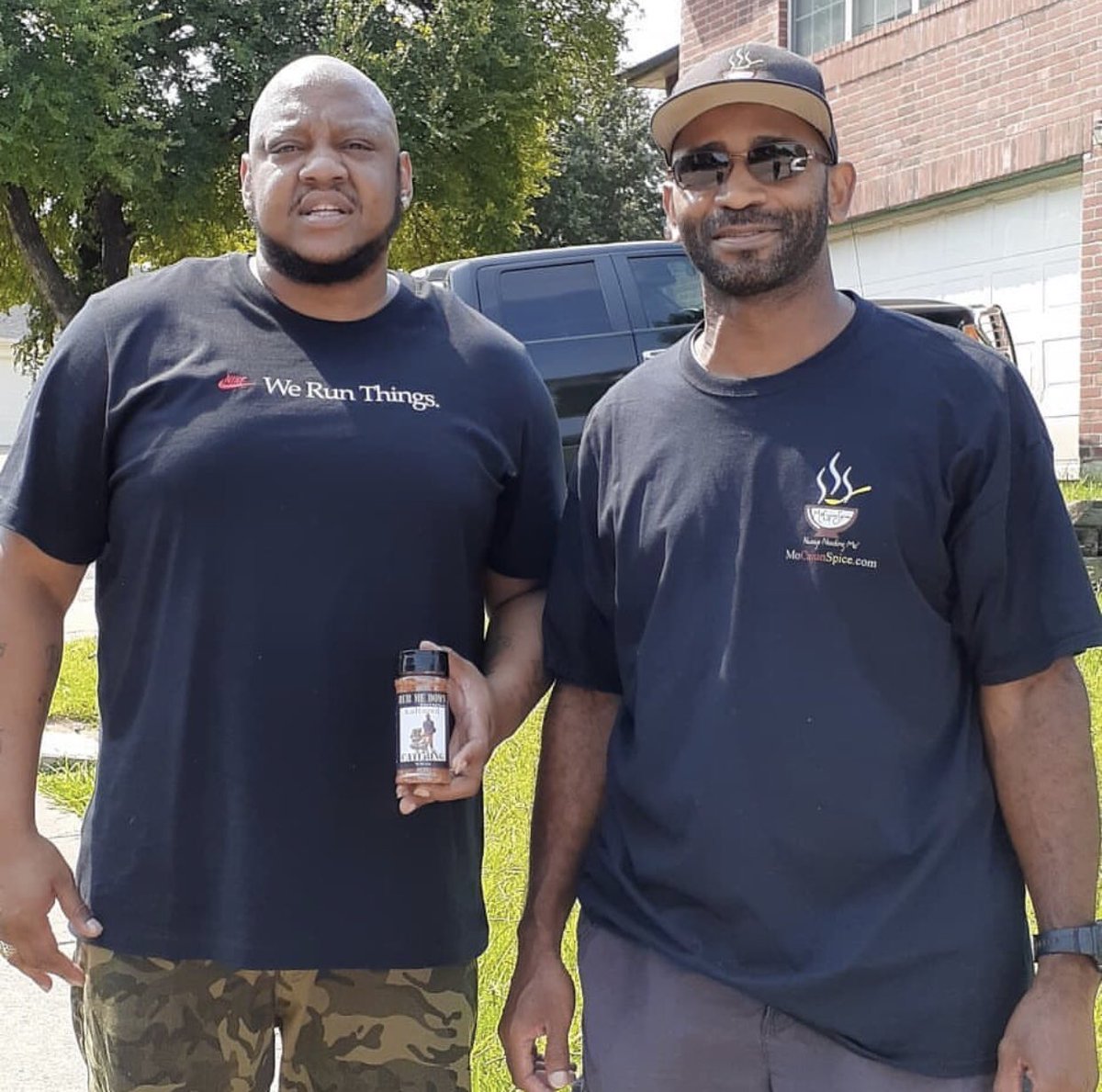 TheKulturedOnes's tweet photo. You read what he said THE BLOCK ISSSSS HOT 🥵 s/o to @MoCajunSpice for making this happen for us ps that is my brother and business partner Baby c aka Big Mardi Gras aka THE BIG ENCHILADA picking up that pack #KulturedCatering #MoCajunSpice #MoKulturedConnection #SpicePlug 🔌🔌 https://t.co/lRAO0RQFJi