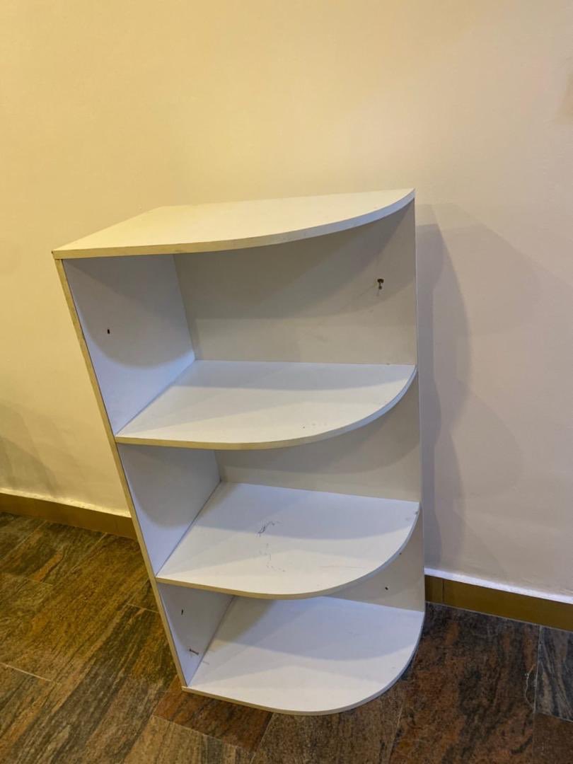 decluttership's tweet photo. @Adessy09 Flashsale 🚨🚨🚨
1. Luxury Centre Table N120,000
2. Bathroom Kit Box with Mirror N40,000
3. Towel Box N30,000
#declutter #decluttership #dealoftheday #bbnaija https://t.co/25kuIz85AB