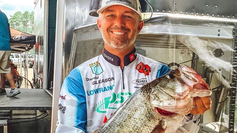 LAhuntnfish's tweet photo. Here's what veteran bass pro Darold Gleason catches bass with in August  -- #bass #bassfishing #fishing #ToledoBend https://t.co/QKf2xhwia5 https://t.co/6yqk9AUl9l