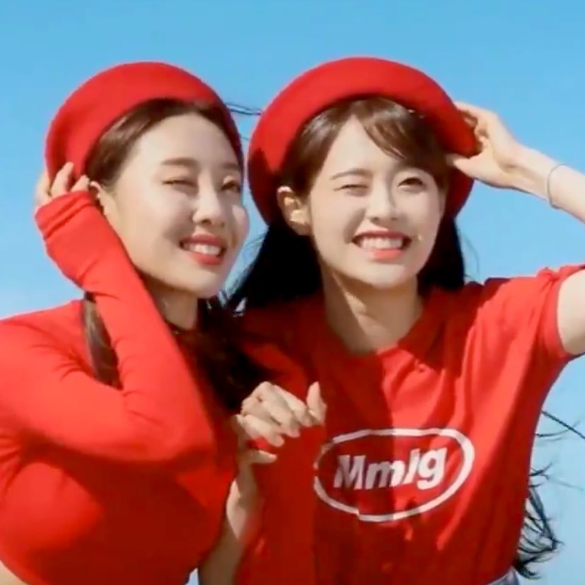 chuu pics (@_chuulq_) on Twitter photo 