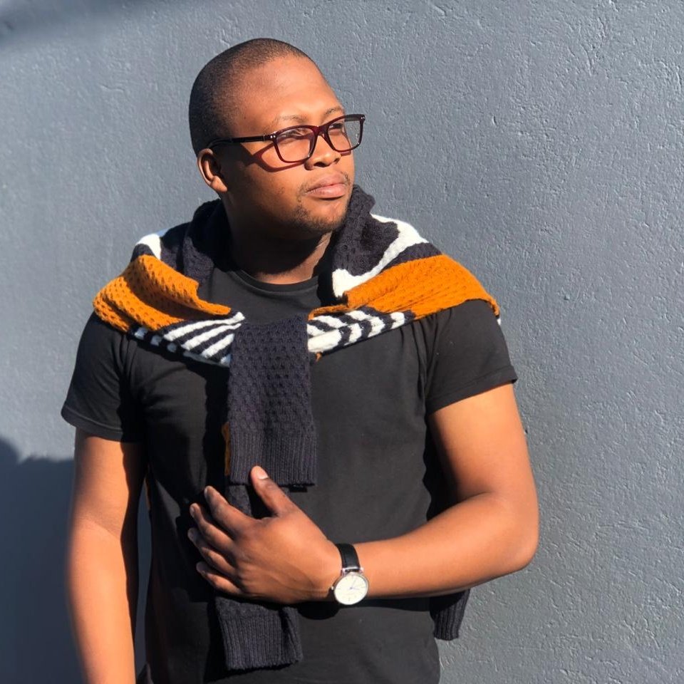 SIMPHIWESANDIL6's tweet image. #NewProfilePic