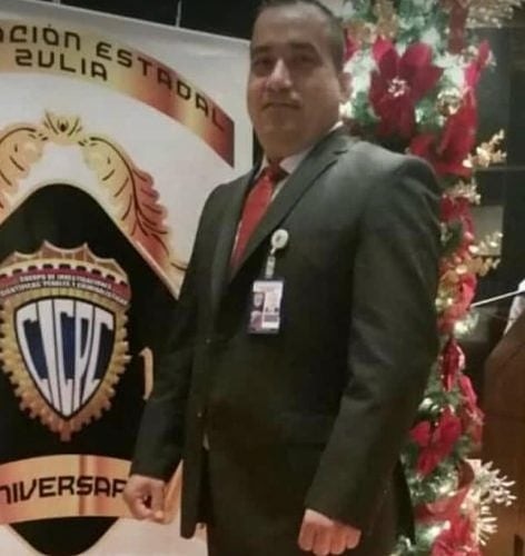 La Gerencia de la Delegación  Municipal del #Cicpc Caja Seca se une al duelo que embarga a la familia de nuestro gran compañero Comisario Leonel Trasmonte, victima de esta pandemia.
🕊Paz a su alma🕯QEPD🕊
<a href="/DouglasRicoVzla/">Douglas Rico</a> <a href="/MercyBracho1/">Com. Mercy Bracho</a>