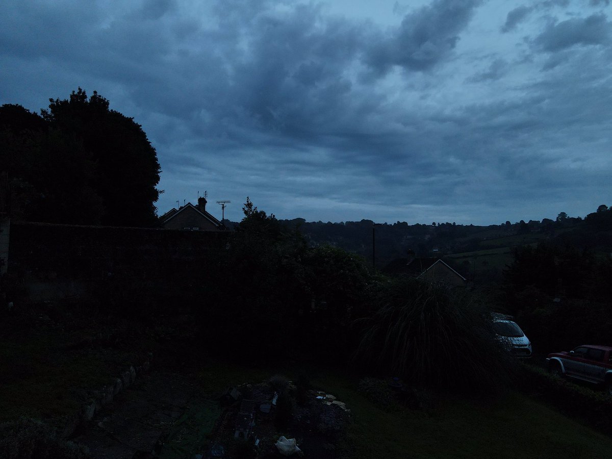 ArcherNick1's tweet photo. Love this type of sky #aerialphotography #stormysky @StroudSkys1 https://t.co/34iL4YQ4Li