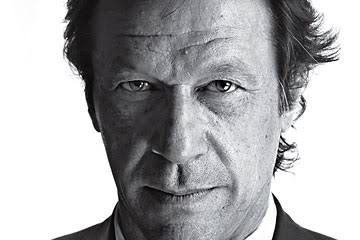 iimsikandar's tweet photo. BLACK HOLE   VS   ASS HOLE https://t.co/Uoav9lqwHO