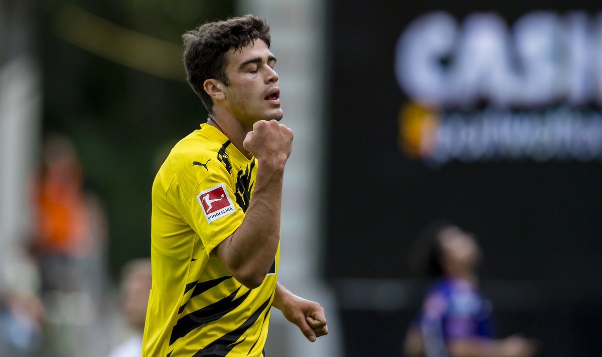 BVBjpn's tweet photo. 1⃣ 1⃣ ゴ ー ル ⚽️

#BVBFAK https://t.co/WceK21RzSg