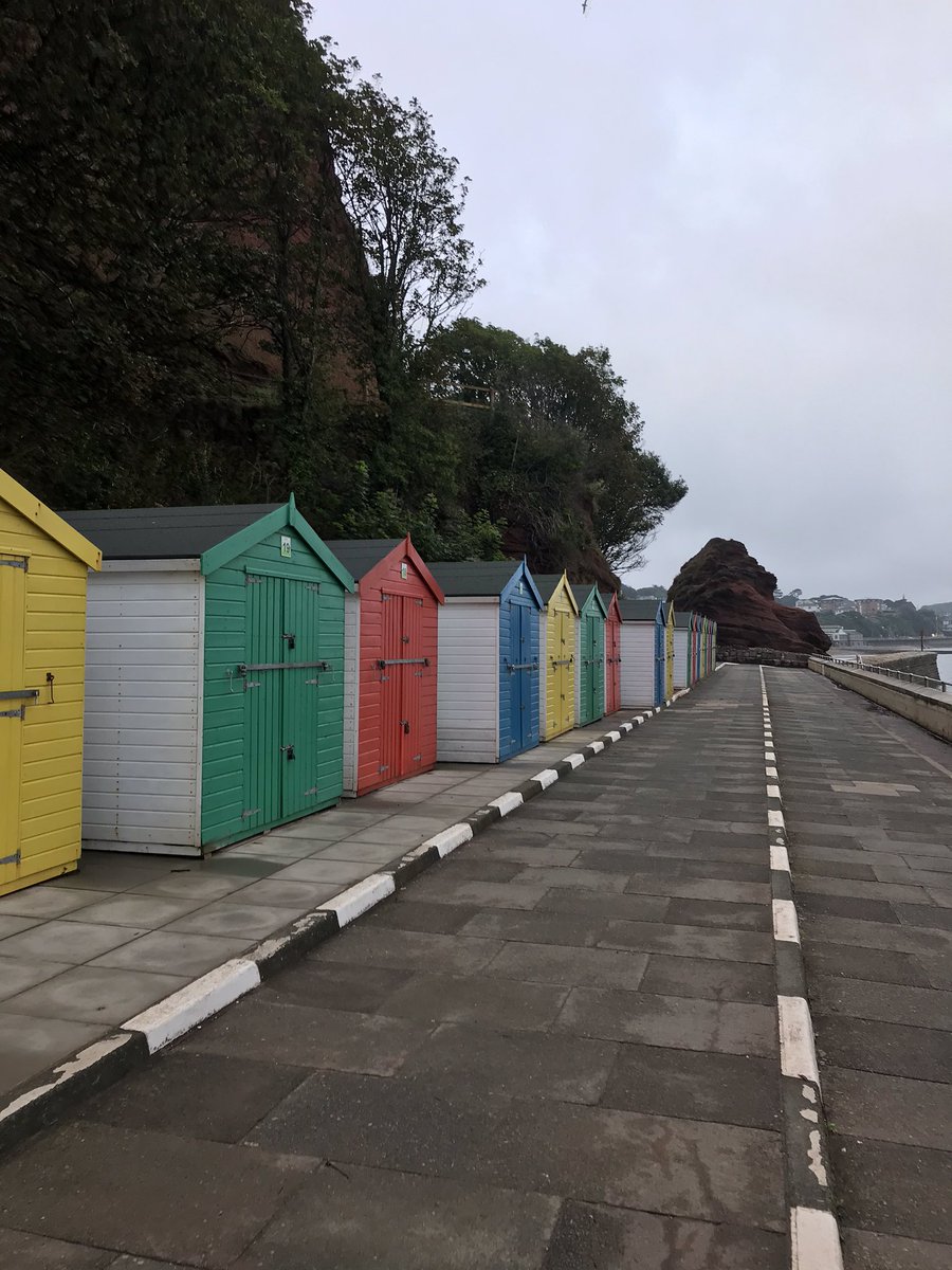 Tjcheritage's tweet photo. Perfect start to the day watching the sunrise on the beach in #dawlish #devon #beachhuts #seaside #colourful https://t.co/Z9DzrXyx2T