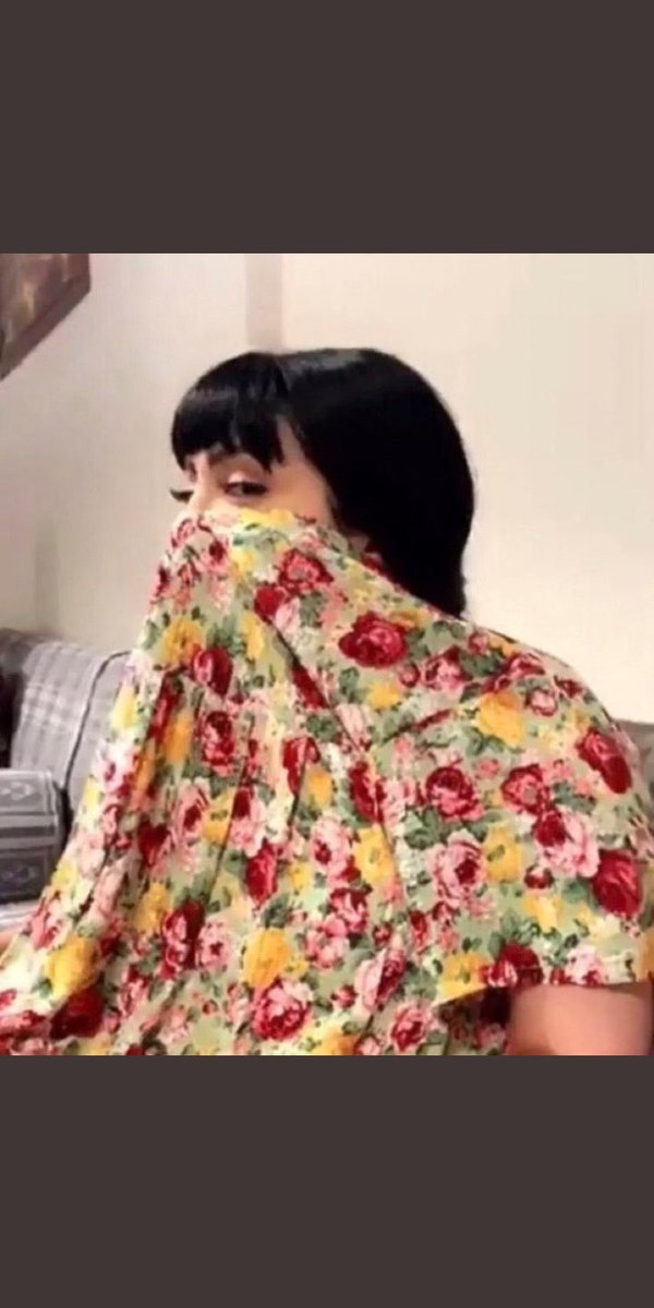 طيب وإذا كانت عاقله بتنهبل
 #زوجوها_وتعقل