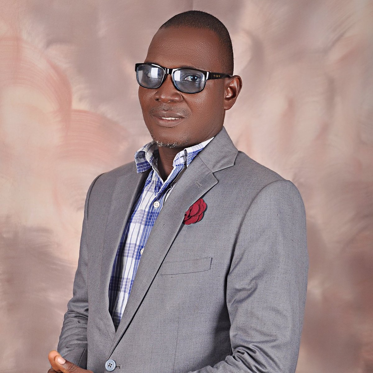 syntax10's tweet image. #NewProfilePic