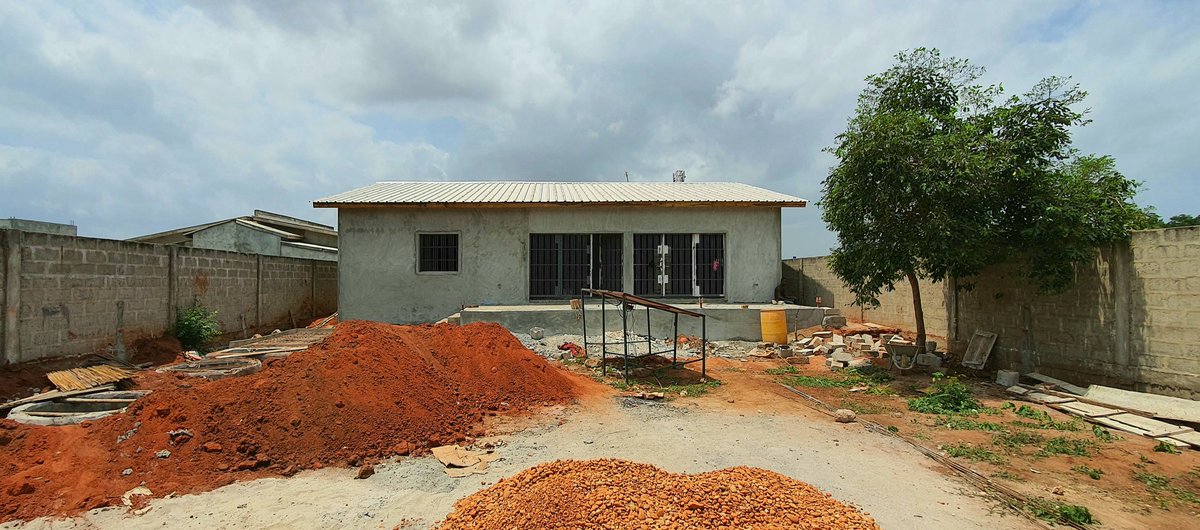 RomarickATOKE's tweet photo. Un tour rapide de quelques chantiers... du plain-pied au R+2 avec toiture accessible, dans Cotonou et environs.
Photos © Global Archiconsult - Août 2020.
https://t.co/HuDpFFugvE

#GlobalArchiconsult #AfricanArchitecture #RADesign #RomarickATOKE https://t.co/G4zbEkTvJS