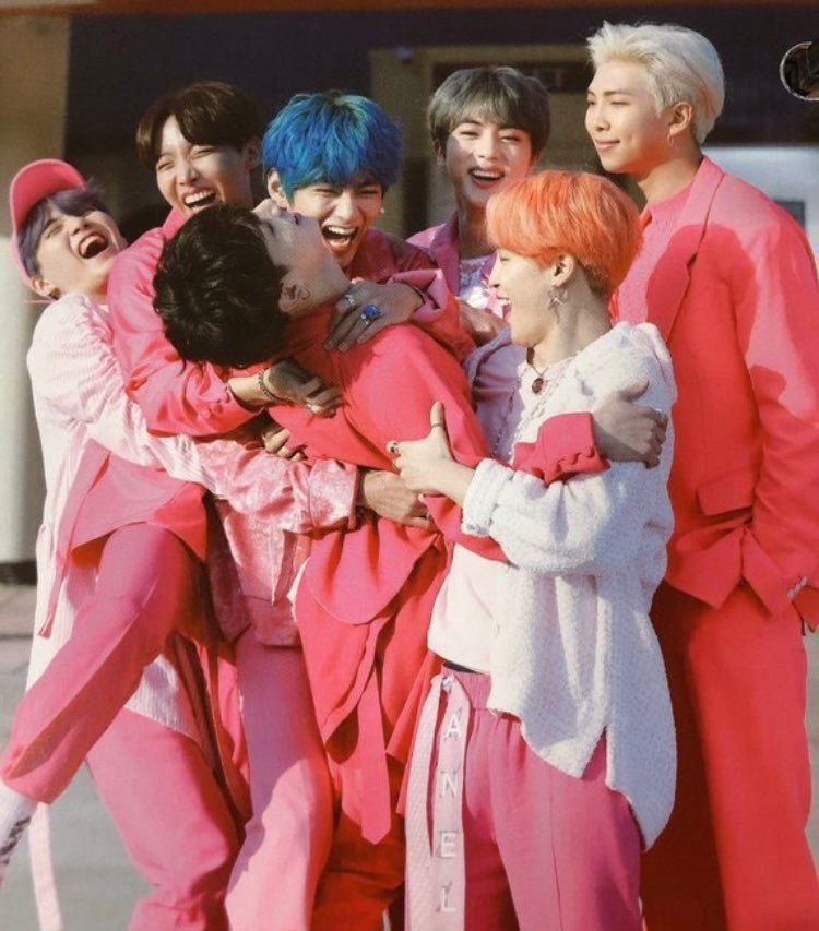 end of thread!!  pls know that namjoon is the best, most kindest, and nicest leader out there and has the highest level of patience. he loves the members endlessly.