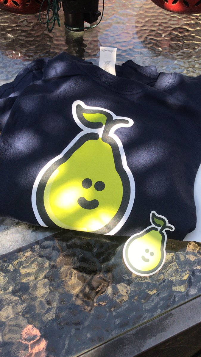 2teachertoo's tweet photo. I’m almost done with my presentation and look what arrrived in the mail! Thank you @PearDeck! https://t.co/u8u0Om701b