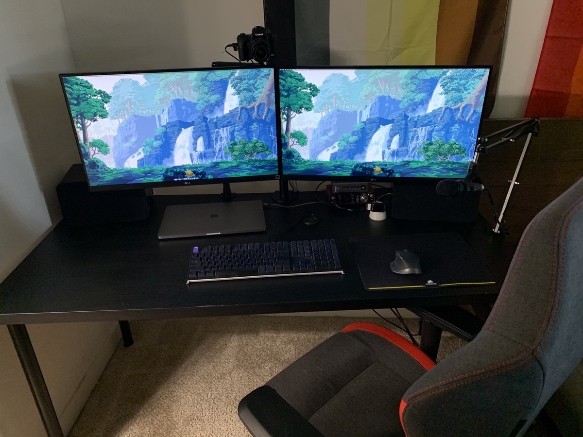 _luroden's tweet photo. WFH Upgrade Time - Moved to 2 4K displays and added the CalDigit TS3 Plus. Displays, power, and all of my USB devices all over one cable. Crazy! https://t.co/pJxw5WbDMN