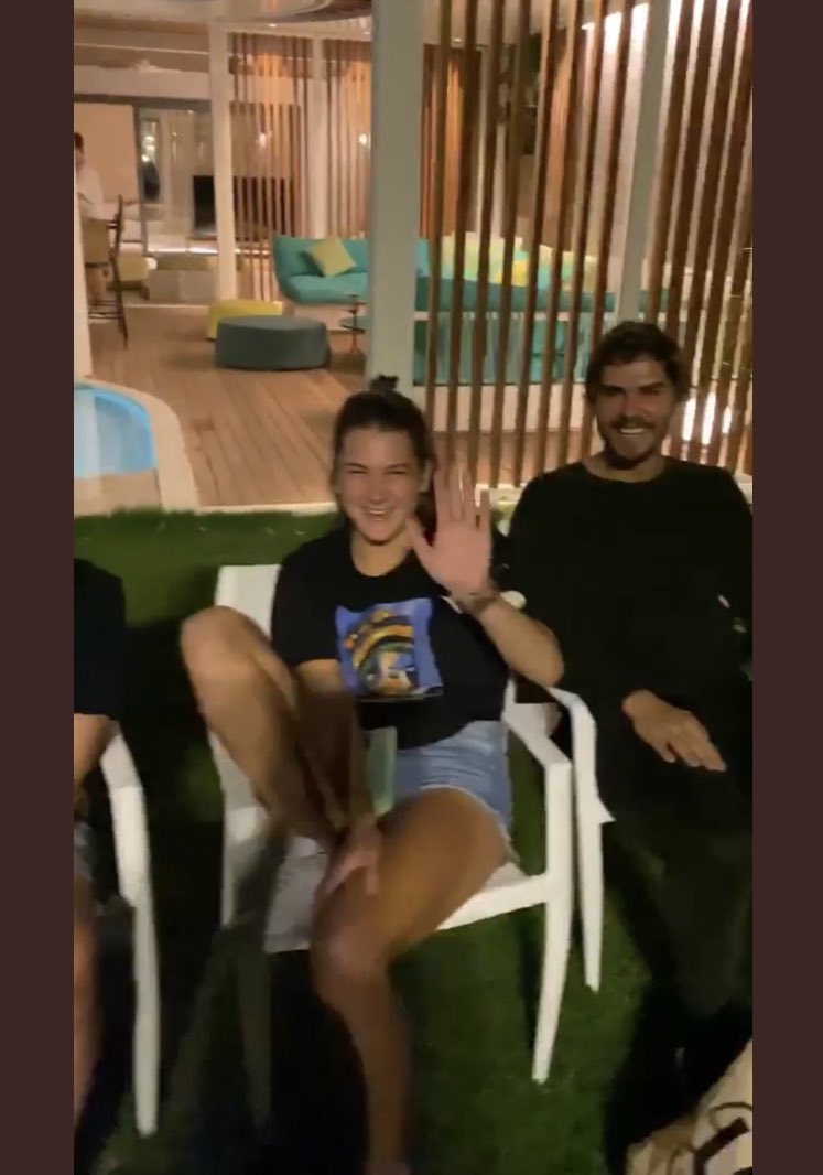 neoptilans's tweet photo. gecemi tek sen güzelleştiriyorsun annem 🥺❤️ @BolukbasiNisa https://t.co/QZOcQKMNPE