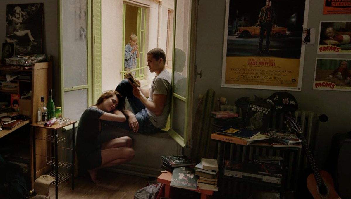 Villa Albertine on X: "Here's an at-home scene from Gaspar Noé's 2015 film,  Love, which has been one of the most watched movies on Netflix this summer.  #SundayatHome" / X