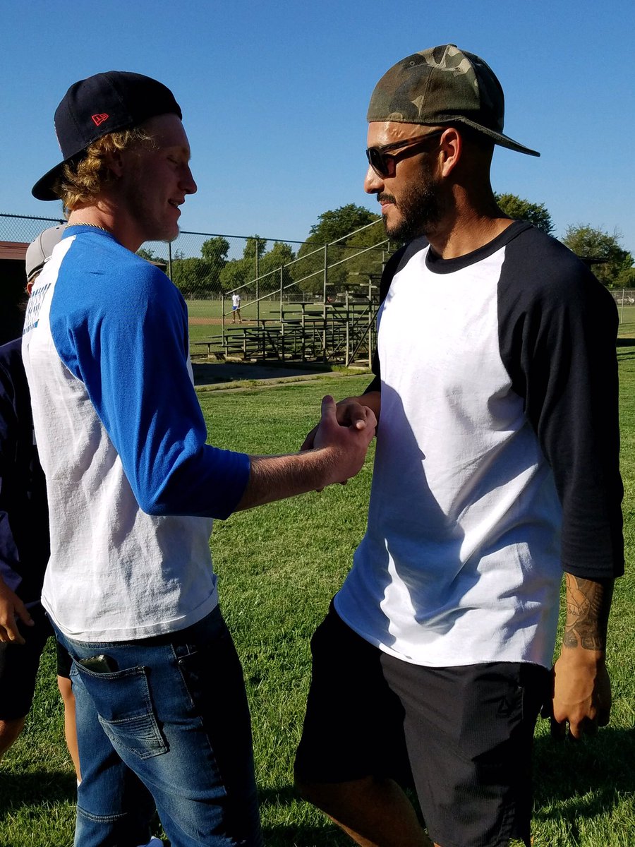 JakeDressel1's tweet photo. One of my last times hitting with Andy Lopez before he took off to Colorado. Amazing guy, improved my swing and overall love for the game greatly. I appreciate everything you’ve done for me. https://t.co/6gZKz3tS0Q
