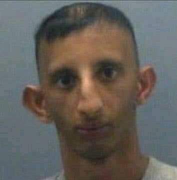 innodonaa's tweet image. Please Erica should stop laughing to our boy's joke. In fact she should give him space. 
#BBNaija 
#BBNaijaLocdown 
#StreamLaycon