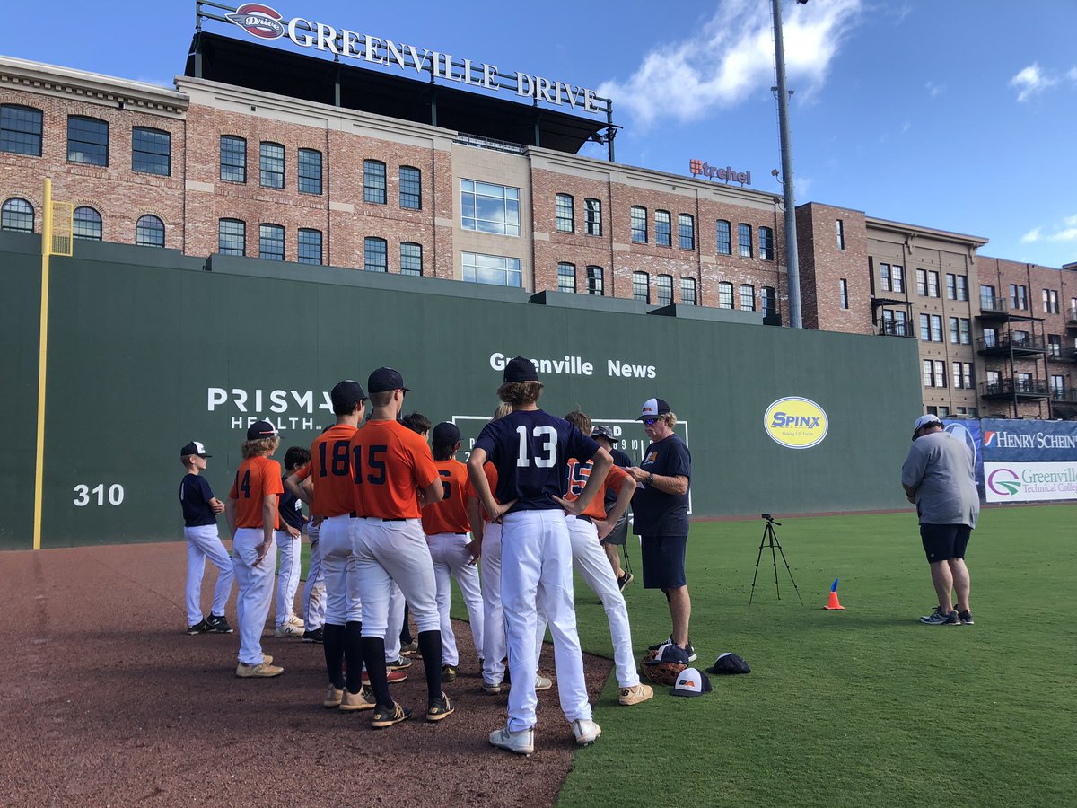 SA_Showcase's tweet photo. Shout out to @GreenvilleDrive for hosting our fall tryouts! A big thank you to Leo Mazzone for his pitching insights and Seth Faulkner with OnebaseU!! We are excited about all the new things happening at SA! #greenvilledrive #onbaseu https://t.co/qHRkZgaZWE