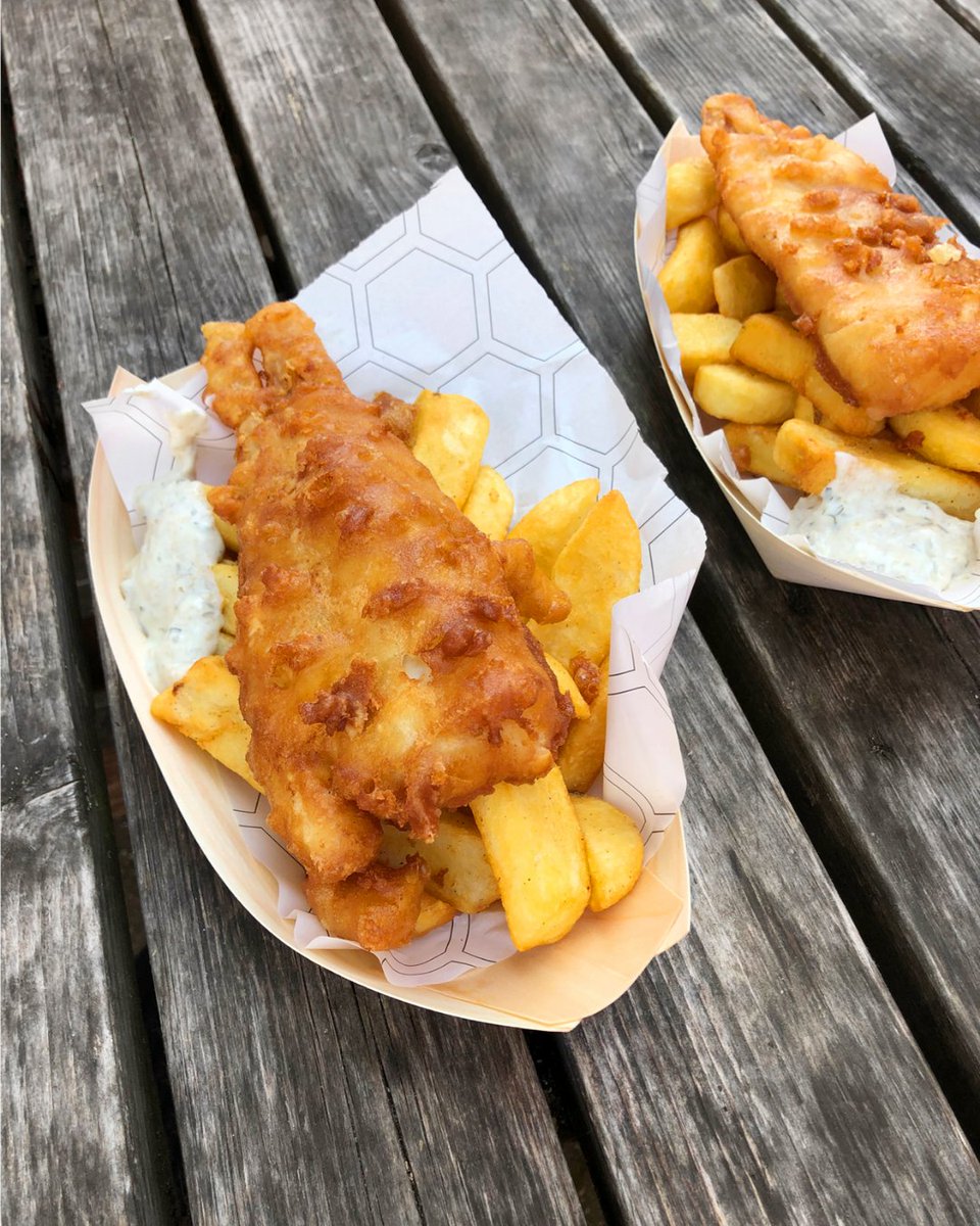 Inviting the neighbors and kids over for lunch and need a good meal, quick? Fry up fish and chips in your LoCo Fish Fryer! It'll be fast, easy and Crazy Good! soo.nr/F4bi | #LoCoCookers