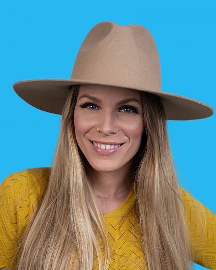 Carmen. Only because she makes me think of Carmen Sandiego. She probably did something dumb that she’s well known for (14/17)