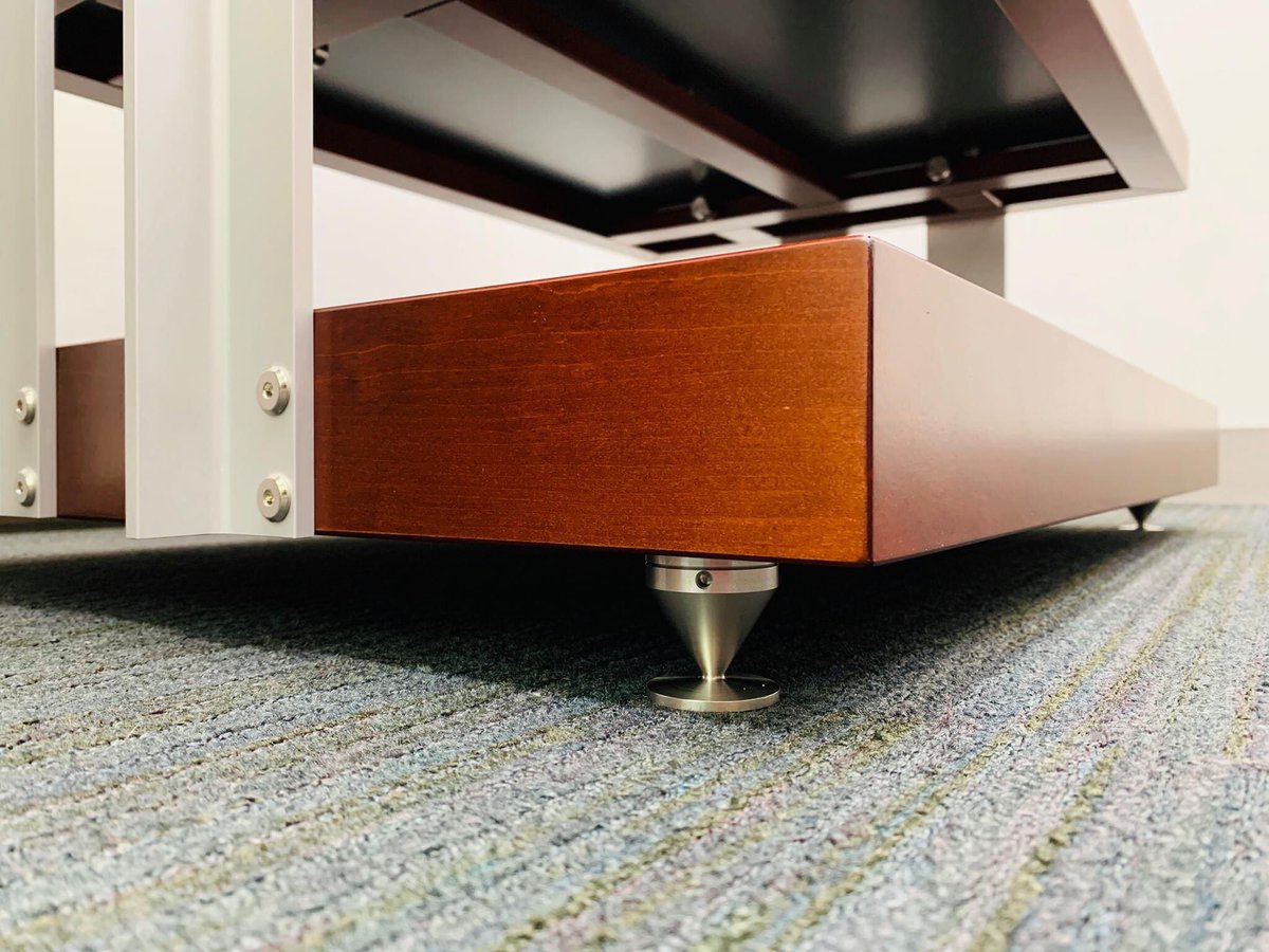 axiss_audio's tweet photo. フィニッテエレメンテ パゴデ ”エディション” MkIIをご紹介
ラックはお好みに合わせてカスタマイズが可能
HD06ED(60cm高-3段)はカスタマイズが施されています。
パゴデ ”エディション” MkII
https://t.co/515BzOxb8m
#pagodeedition #hifirack #axissaudio #finiteelemente #フィニッテエレメンテ https://t.co/briXAaxPRE